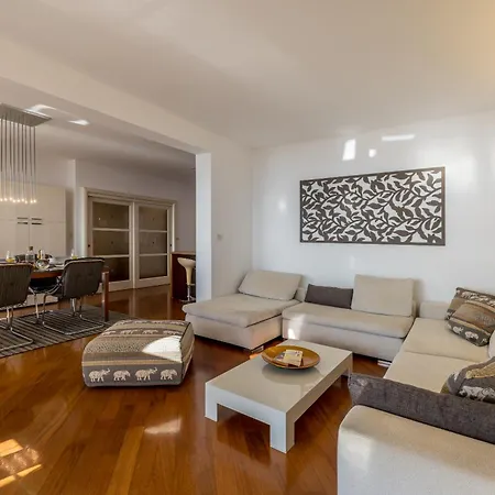 Apartment Luxury Zen Split